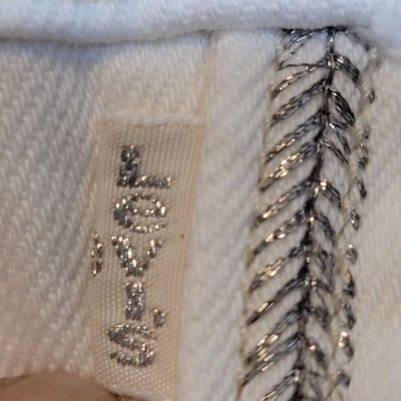 Levis White Denim Jacket Journey Upcycle Patch Band Adult Size Large - Picture 9 of 9